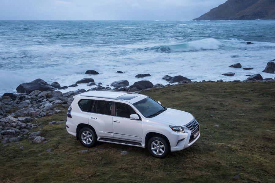  Lexus GX460 (URJ150) 2013 года  (CIS) (фото 25 из 27)